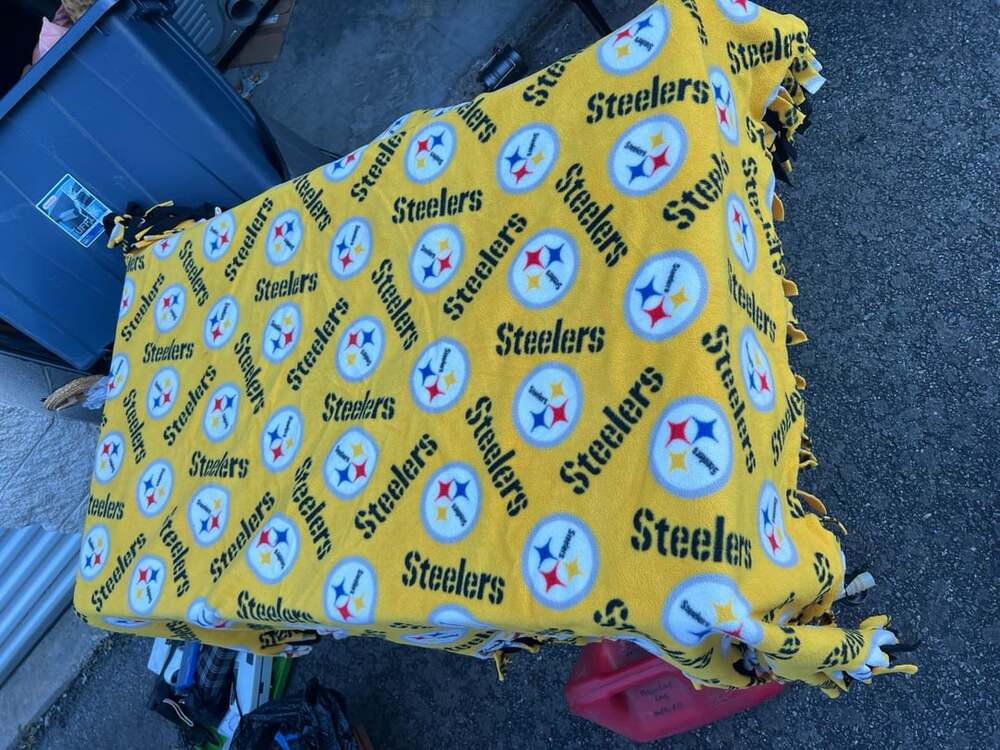 Pittsburgh Steelers Fleece Blanket Yellow Black Fringe Throw